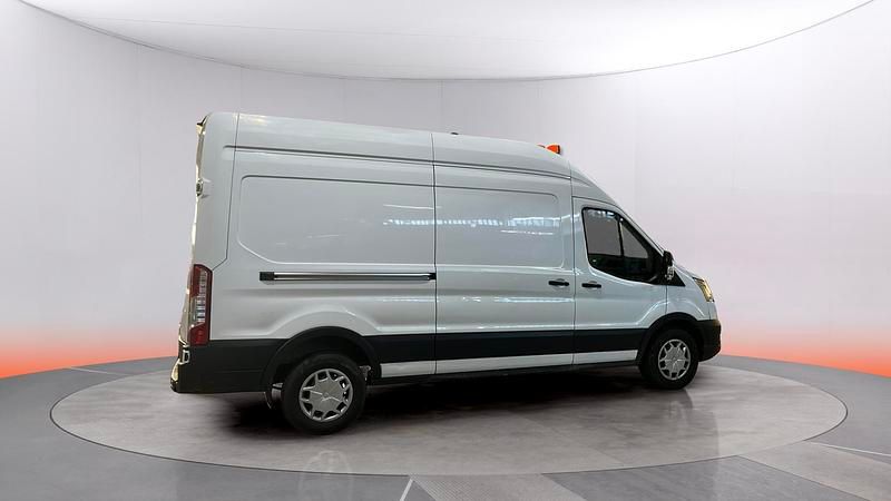 Usado Ford Transit 131 CV (96 kW) 2020 Blanco