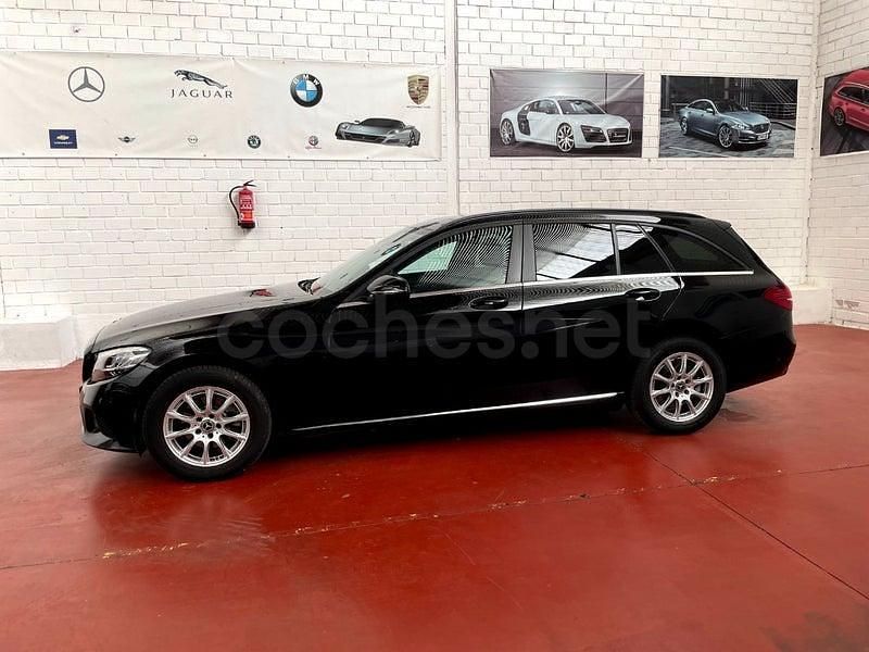 Usado Mercedes C200 160 CV (117 kW) 2019 Negro Familiar