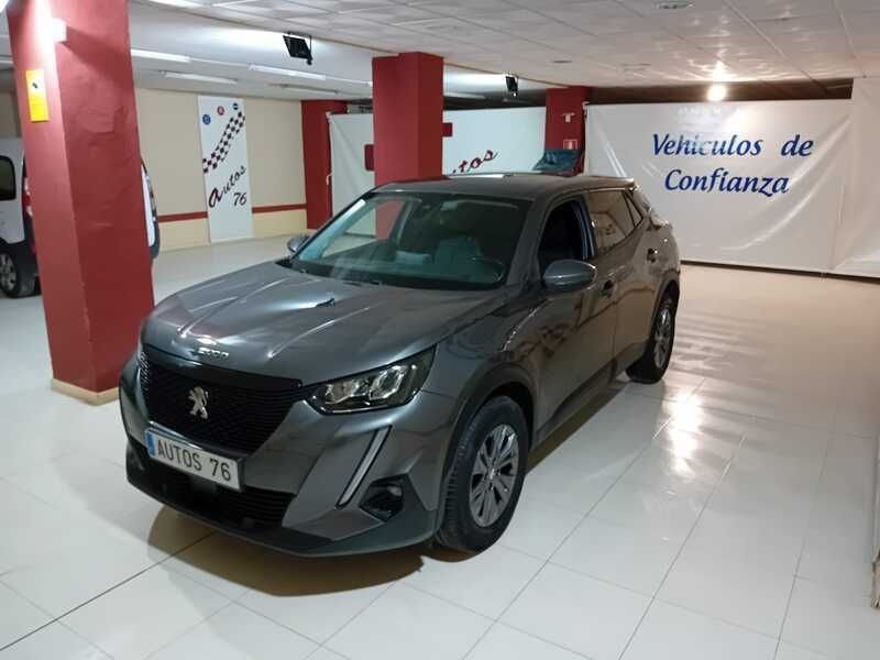 Gris Usado 2021 Peugeot 2008 Active SUV | 18.900 € (Caro) - Imagen 1/4