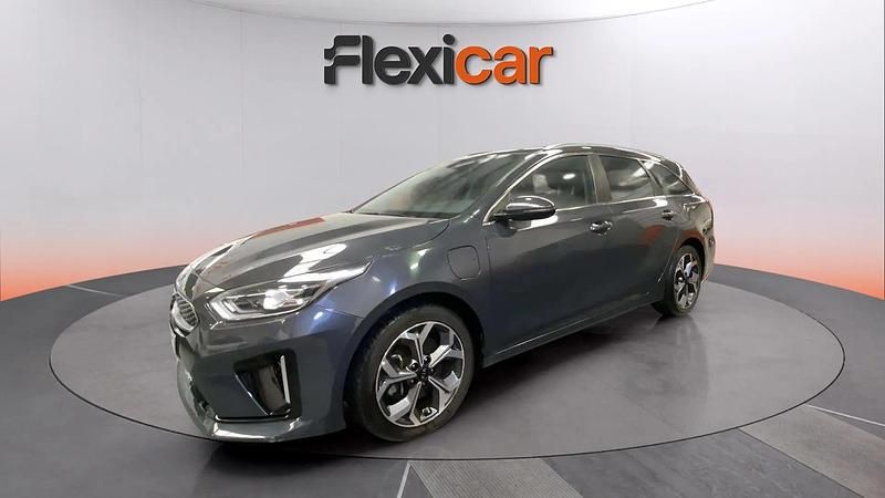 Usado Kia Ceed GT-Line 141 CV (103 kW) 2021 Azul Utilitario