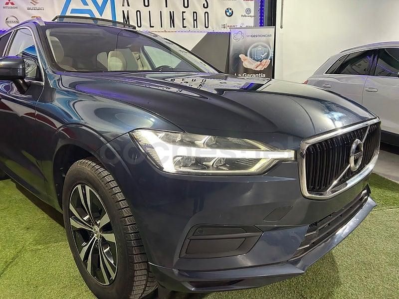Usado Volvo XC60 Momentum 190 CV (139 kW) 2020 Azul SUV