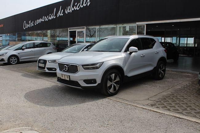 Usado Volvo XC40 Inscription 211 CV (155 kW) 2021 Blanco SUV