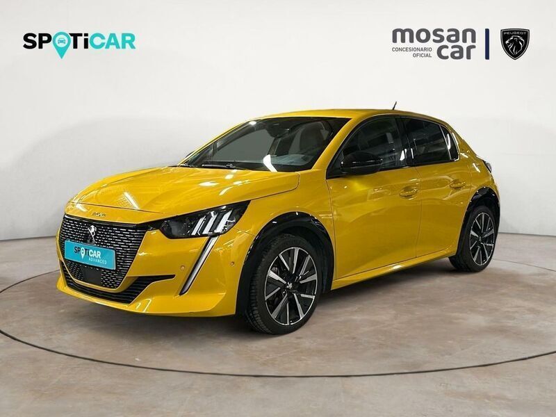 Amarillo Usado 2022 Peugeot 208 GT Utilitario | 14.500 € (Precio justo) - Imagen 1/3