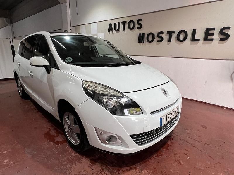 Blanco Usado 2010 Renault Grand Scénic III Dynamique Monovolumen | 4750 € (Super precio) - Imagen 1/4