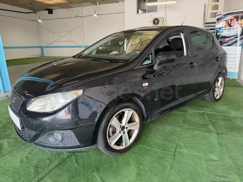 Usado Seat Ibiza Sport 105 CV (77 kW) 2011 Negro Berlina