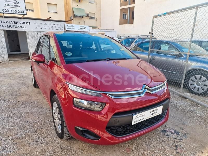 Usado Citroën C4 Picasso Attraction 115 CV (84 kW) 2015 Granate Monovolumen