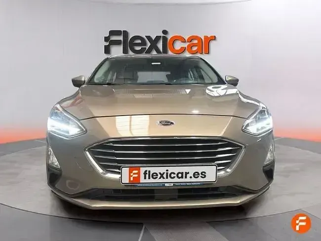 Usado Ford Focus Titanium 150 CV (110 kW) 2018 Marrón