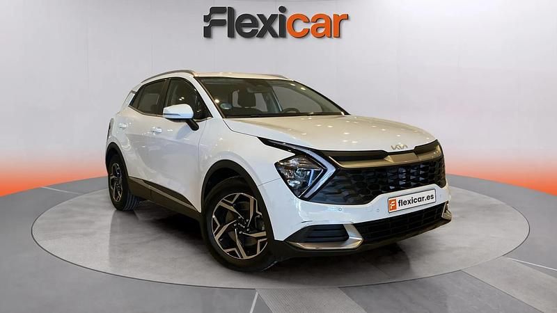 Usado Kia Sportage 136 CV (100 kW) 2023 Blanco SUV