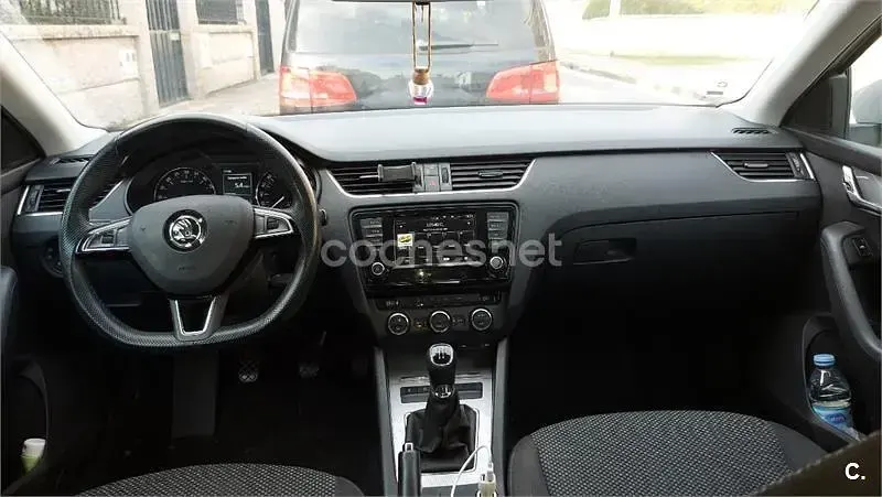 Occasion Skoda Octavia Style 110 ch (80 kW) 2016 Gris Break