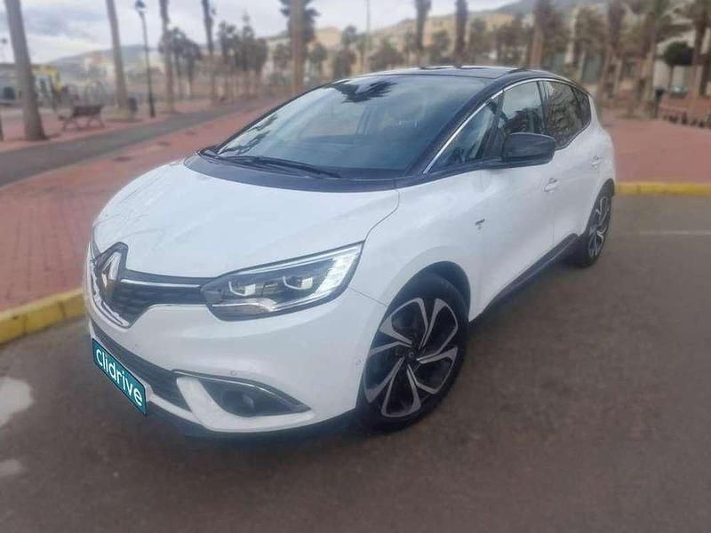 Usado Renault Scénic IV Edition One 110 CV (80 kW) 2018 Blanco Monovolumen