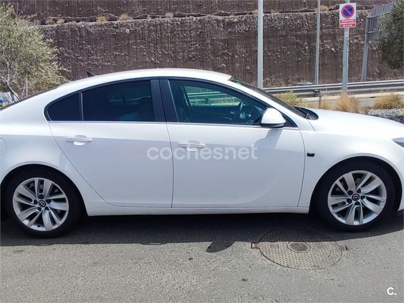 Blanco Usado 2014 Opel Insignia Excellence Berlina | 7900 € (Precio justo) - Imagen 1/4