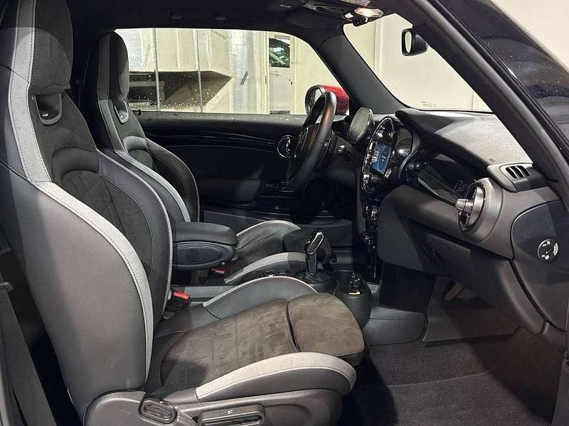 Usado Mini John Cooper Works 231 CV (169 kW) 2023 Negro Utilitario