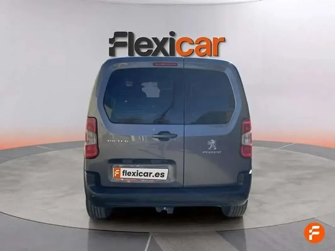 Usado Peugeot Rifter 102 CV (75 kW) 2022 Gris Monovolumen