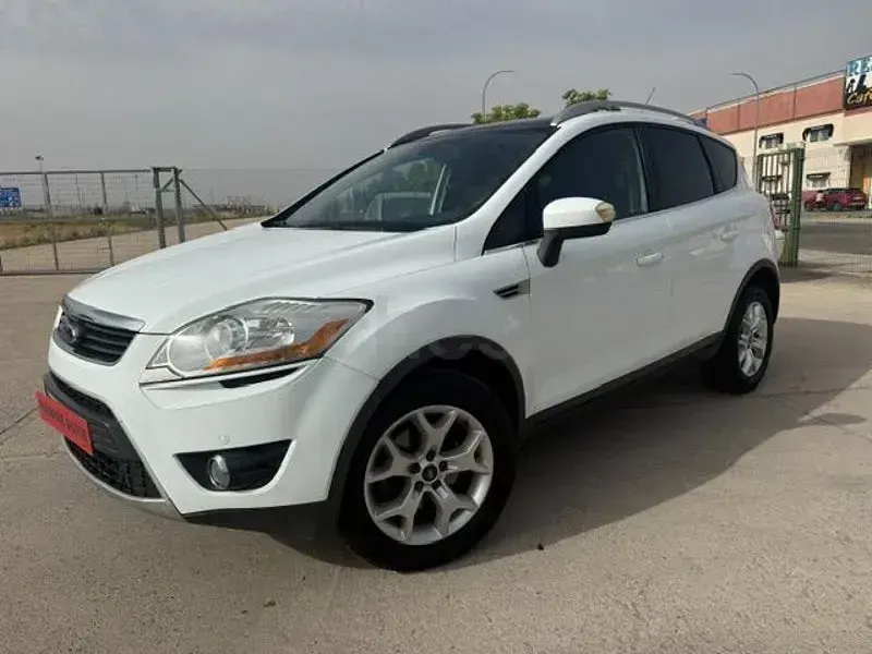 Usado Ford Kuga Trend 136 CV (100 kW) 2009 Blanco SUV