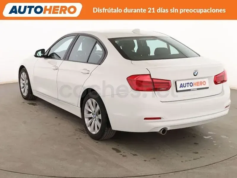 Usado BMW 318 Sport Line 150 CV (110 kW) 2016 Blanco Berlina
