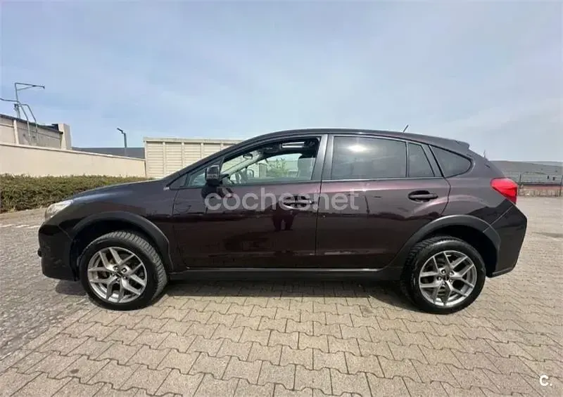Usado Subaru XV Sport 147 CV (108 kW) 2015 Marrón SUV