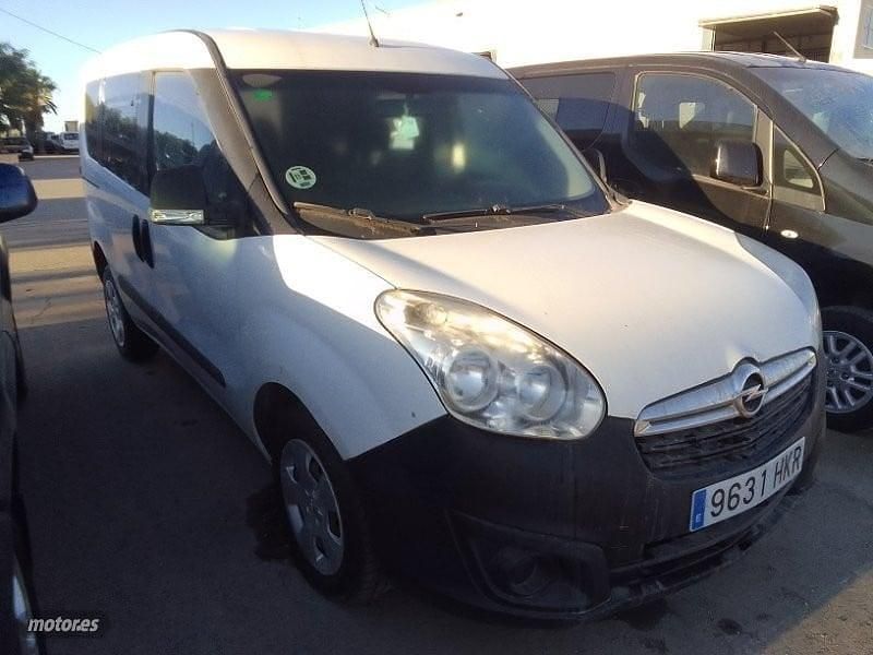 Usado Opel Combo 2012 Blanco Van