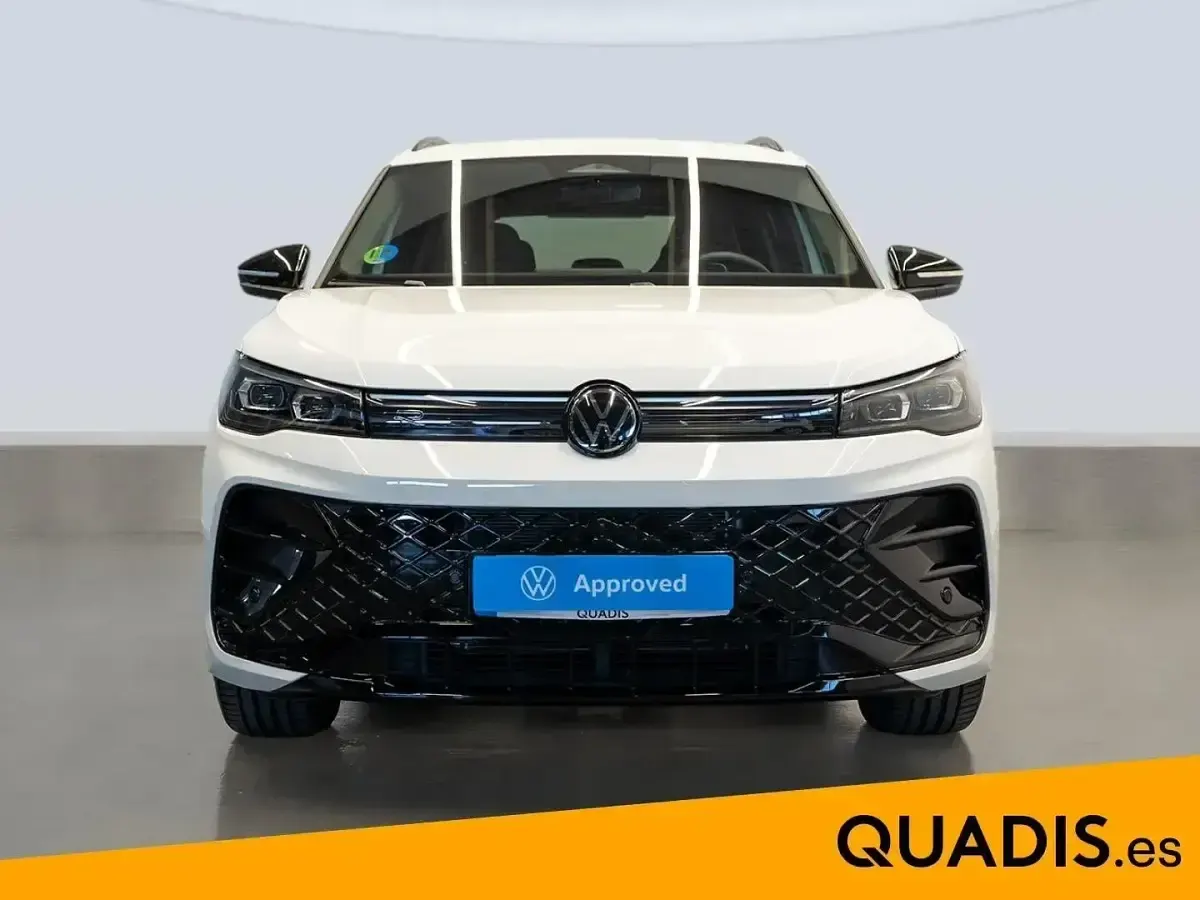 Usado VW Tiguan R-line 150 CV (110 kW) 2025 Blanco SUV