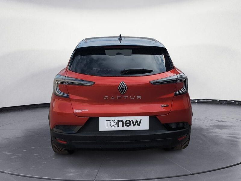 Usado Renault Captur Techno 145 CV (106 kW) 2025 Rojo SUV
