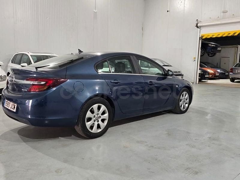 Usado Opel Insignia Excellence 140 CV (102 kW) 2015 Azul Berlina