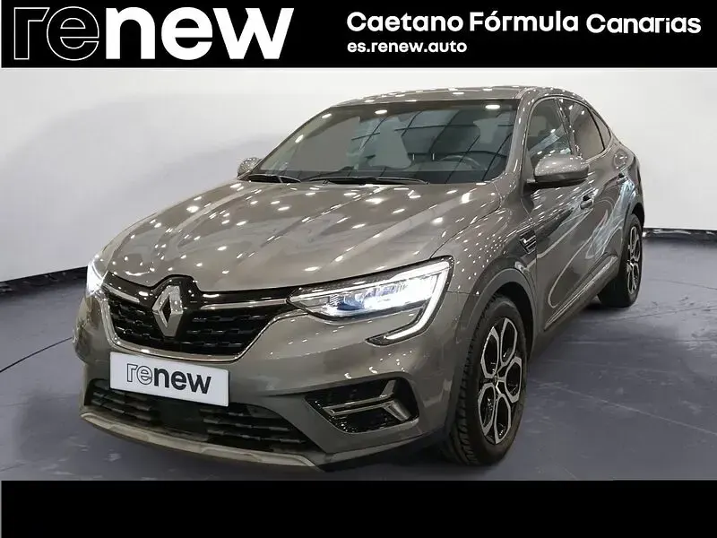 Usado Renault Arkana Zen 140 CV (102 kW) 2022 Blanco SUV