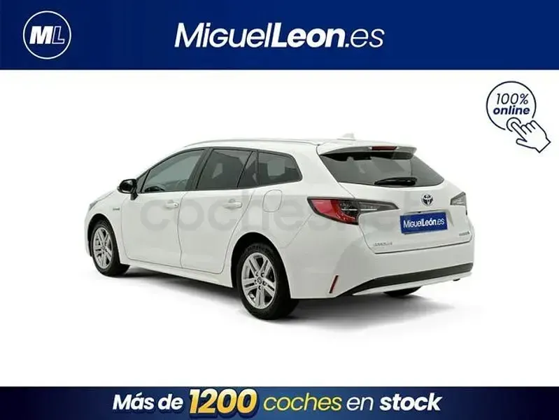 Usado Toyota Corolla Active 122 CV (89 kW) 2022 Blanco Familiar