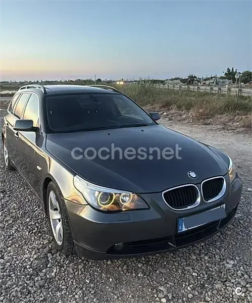 Usado BMW 530 193 CV (141 kW) 2004 Gris / plata Familiar