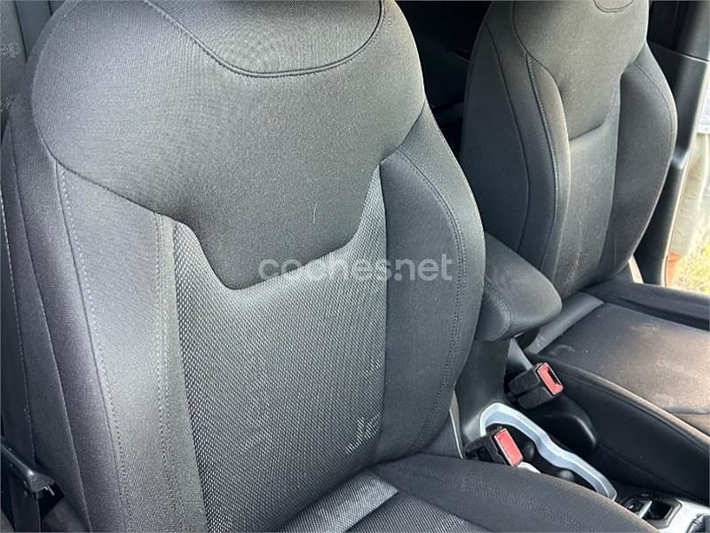 Usado Jeep Renegade Longitude 120 CV (88 kW) 2016 Blanco SUV