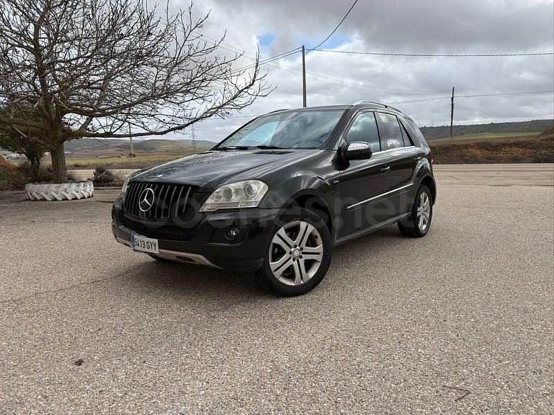 Negro Usado 2010 Mercedes ML300 SUV | 10.890 € (Precio justo) - Imagen 1/4