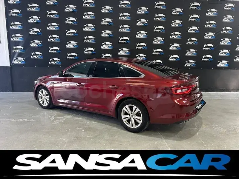 Usado Renault Talisman Intens 130 CV (95 kW) 2016 Granate Berlina
