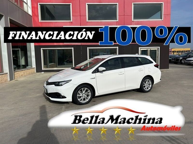 Blanco Usado 2018 Toyota Auris Hybrid Active Familiar | 14.950 € (Precio justo) - Imagen 1/4