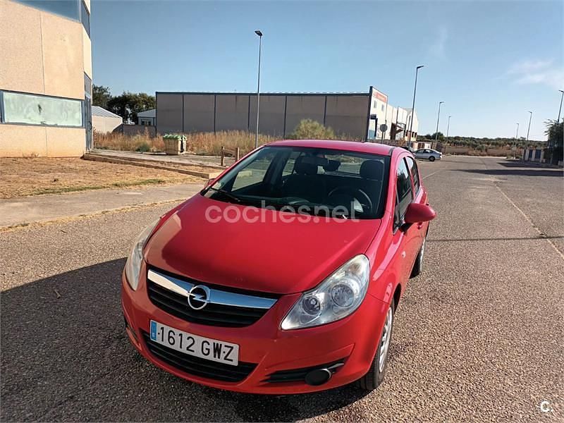Rojo Usado 2010 Opel Corsa Cosmo Berlina | 4500 € (Caro) - Imagen 1/4