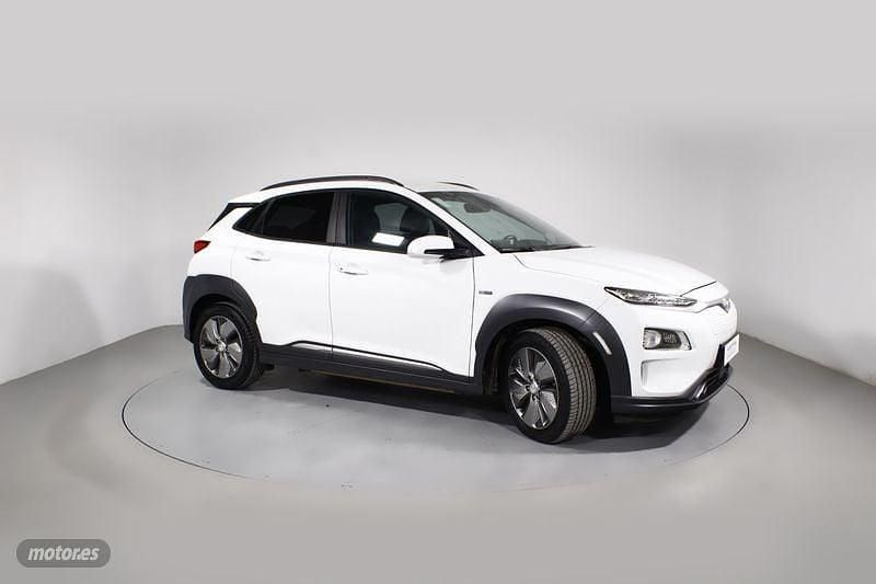 Blanco Usado 2020 Hyundai Kona Style SUV | 25.900 € (Caro) - Imagen 1/4