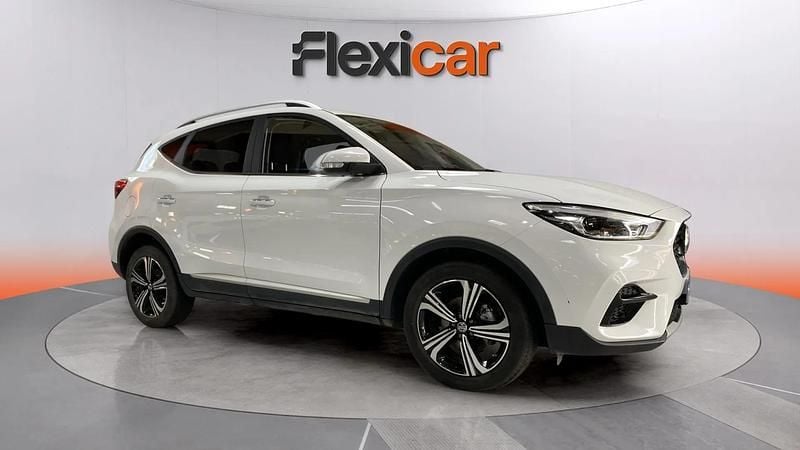 Usado MG ZS Comfort 106 HP (77 kW) 2023 Branco SUV