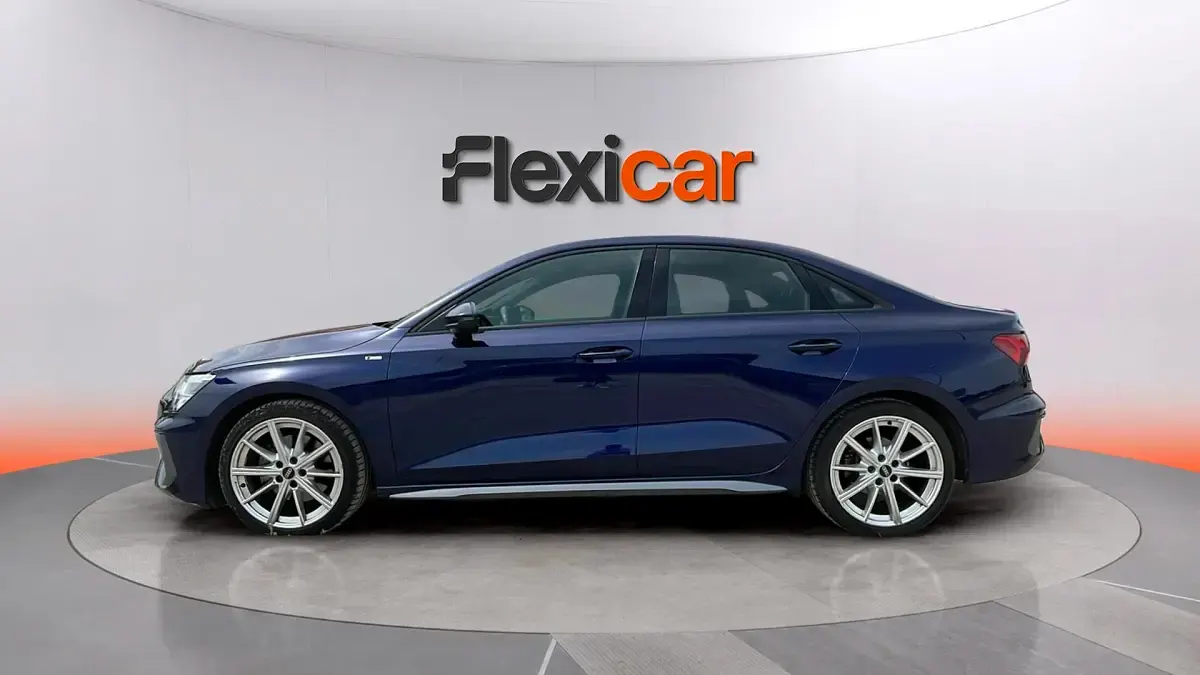 Usado Audi A3 Premium 150 CV (110 kW) 2020 Azul Berlina