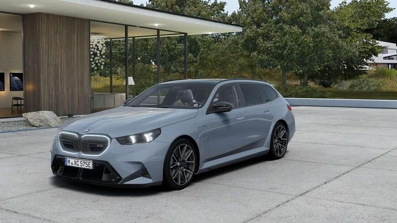 Gris Usado 2025 BMW M5 Comfort Edition Familiar | 162.900 € - Imagen 1/4