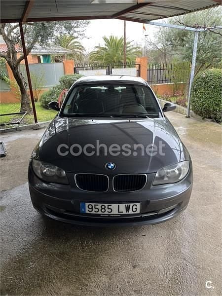 Usado BMW 118 122 CV (89 kW) 2008 Gris / plata Utilitario