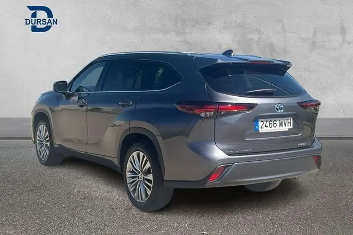 Usado Toyota Highlander 249 CV (183 kW) 2024 Gris SUV