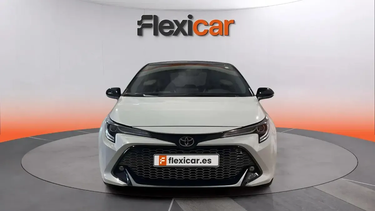 Usado Toyota Corolla Sport 180 CV (132 kW) 2021 Blanco Berlina