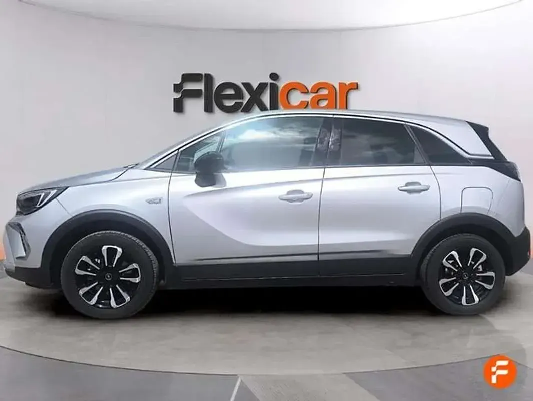 Usado Opel Crossland Elegance 110 CV (80 kW) 2024 Beige SUV