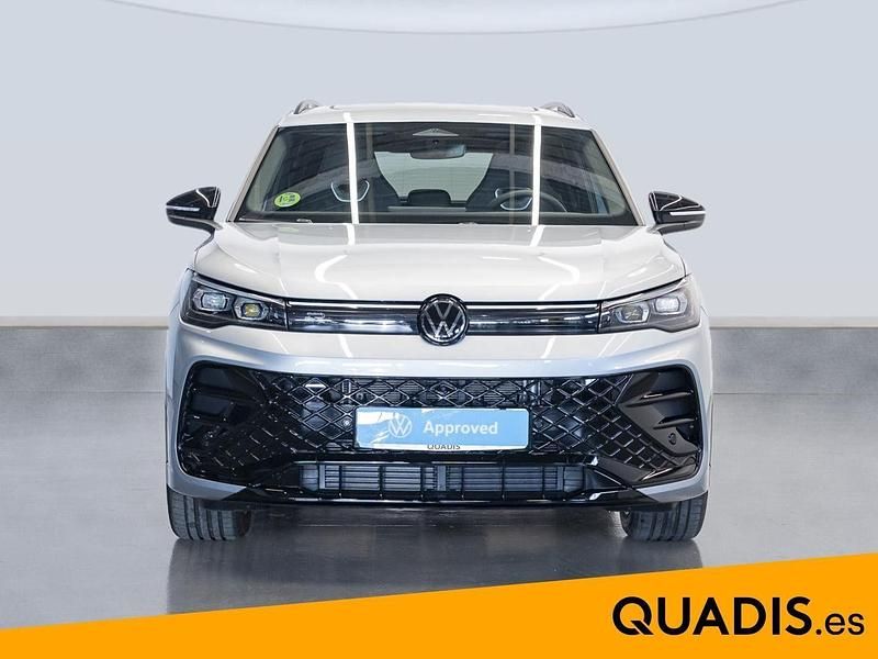Usado VW Tiguan R-line 150 CV (110 kW) 2025 Gris SUV