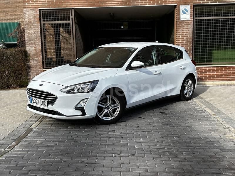 Usado Ford Focus Trend 120 CV (88 kW) 2020 Blanco Berlina