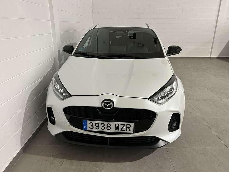 Usado Mazda 2 Homura-Line 116 CV (85 kW) 2025 Blanco Utilitario