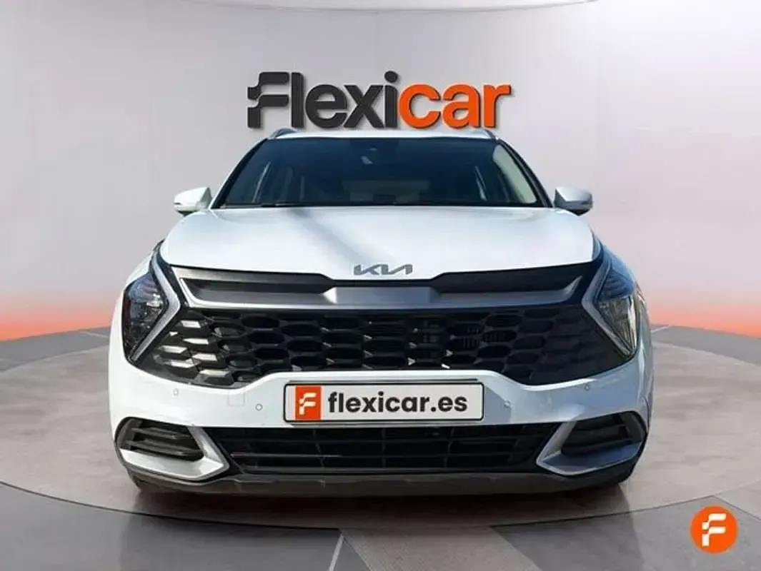 Usado Kia Sportage 136 CV (100 kW) 2023 Blanco SUV