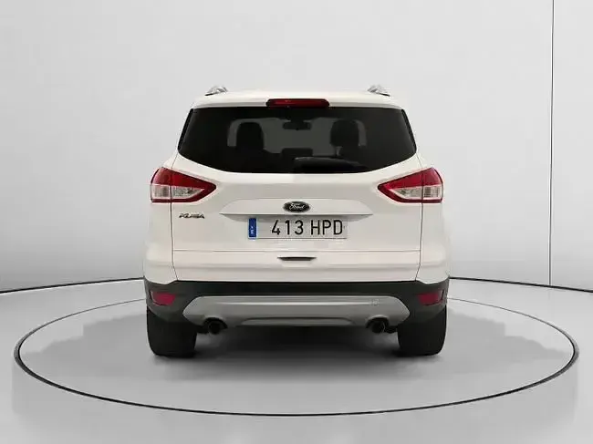 Usado Ford Kuga Trend 140 CV (102 kW) 2013 Blanco SUV