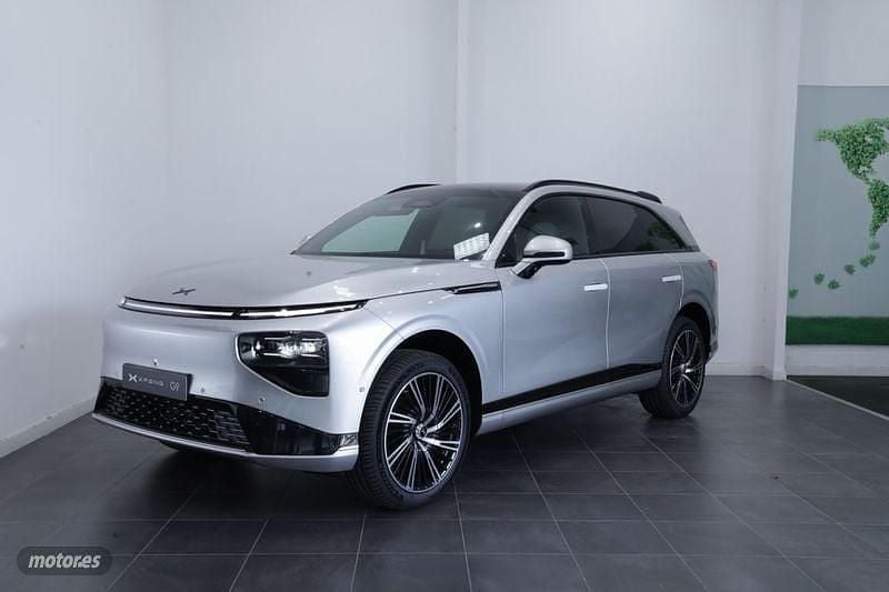 Gris Nuevo 2025 XPENG G9 SUV | 69.990 € - Imagen 1/4