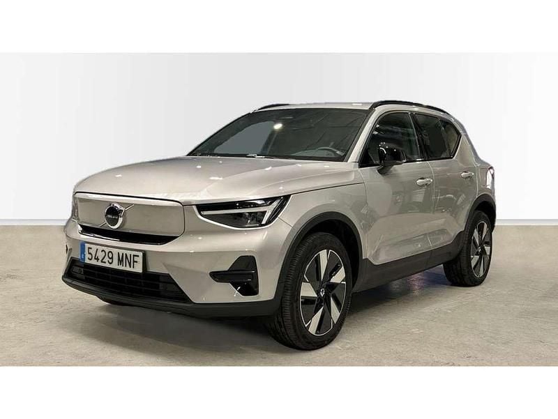 Plateado Usado 2024 Volvo XC40 Core SUV | 36.900 € (Precio justo) - Imagen 1/4
