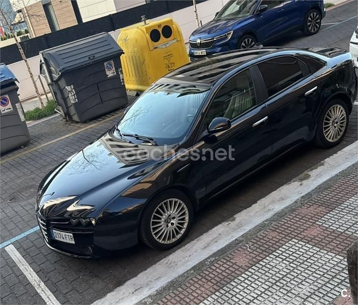 Usado Alfa Romeo 159 Distinctive 150 CV (110 kW) 2008 Negro Berlina