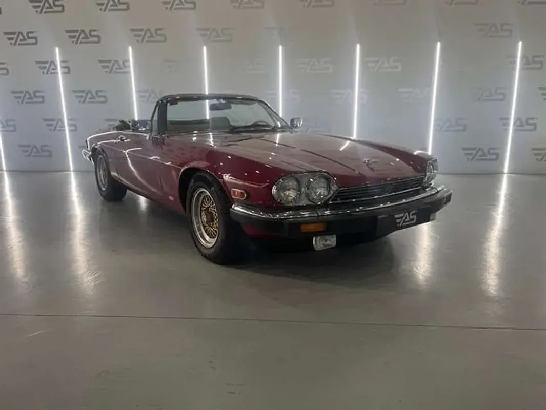 Usado Jaguar XJS S 265 CV (194 kW) 1988 Burdeos Descapotable