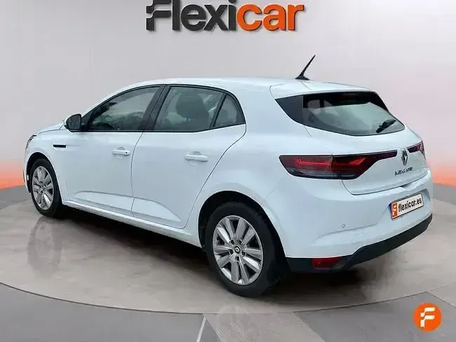 Usado Renault Mégane II Equilibre 140 CV (102 kW) 2022 Blanco Berlina